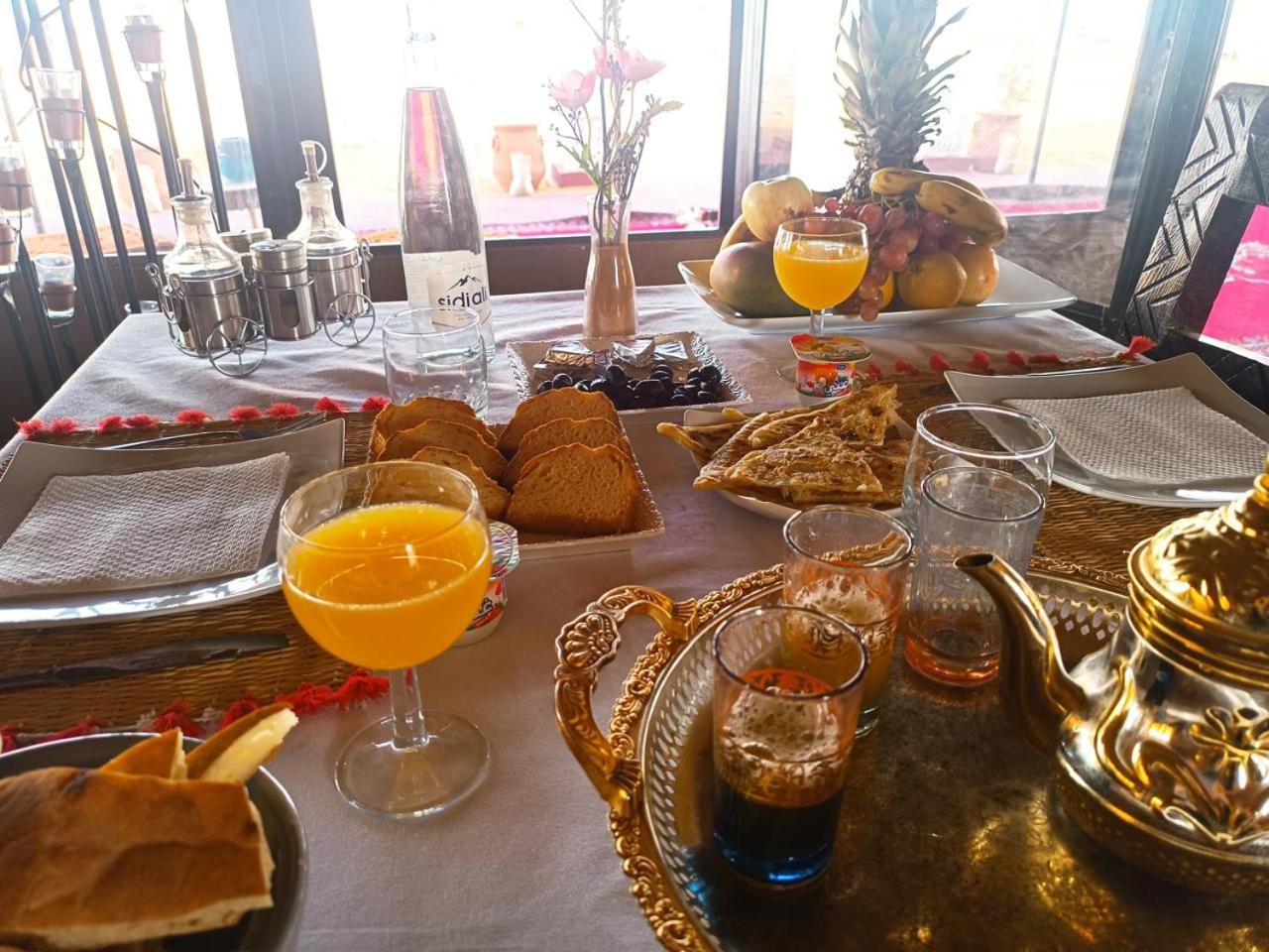 Merzouga Traditional Luxury Camp 外观 照片